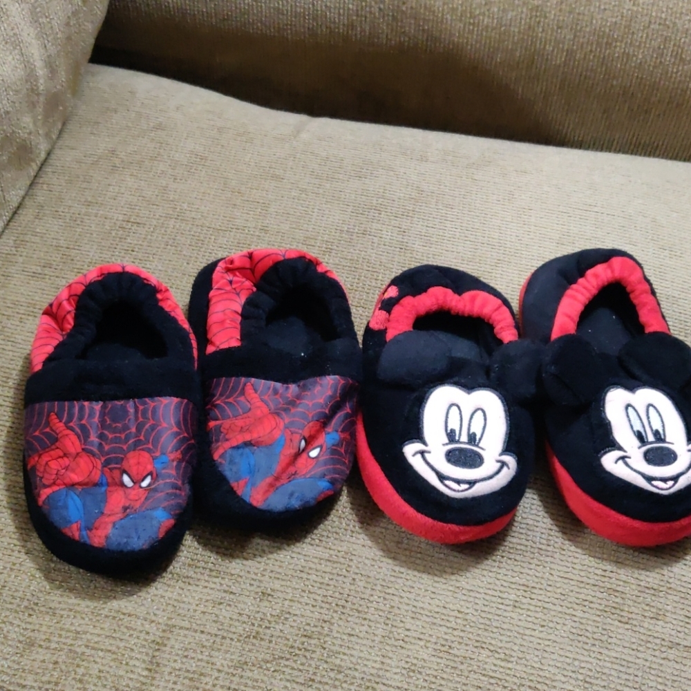 Toddler boy Slippers - XL (size 11-12)